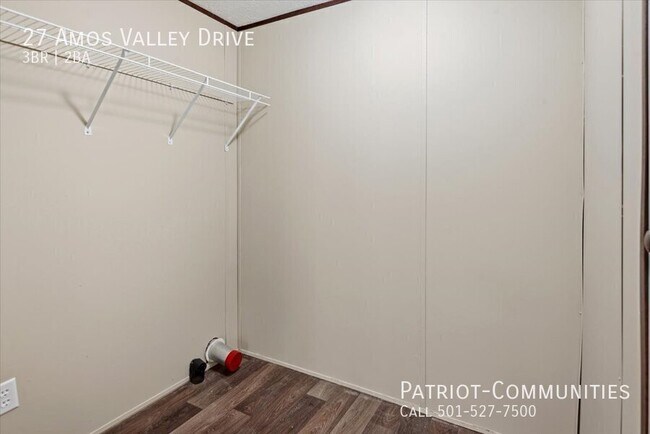 Building Photo - 27 Amos Valley Dr