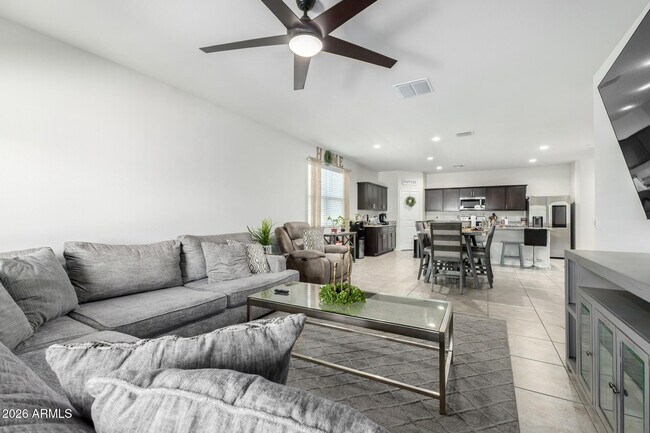 Building Photo - 24456 W Hacienda Ave