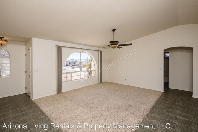 Building Photo - 3 br, 2 bath House - 3677 Tarpon Plaza