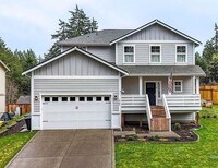 Building Photo - 3 Bedroom Palmer Lake Oasis. Available Now!