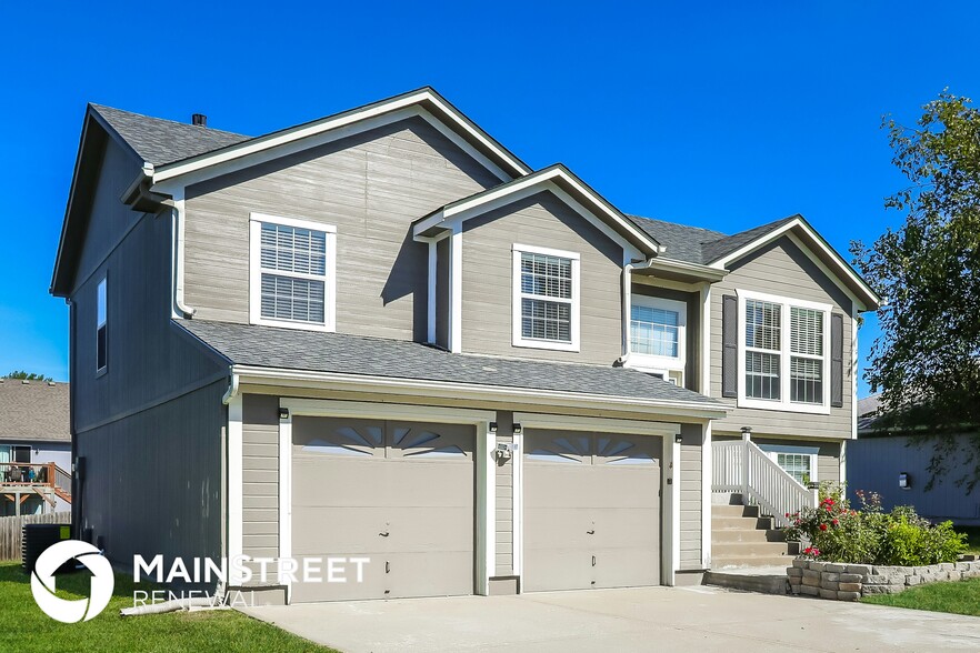 Building Photo - 1210 Aspen Dr