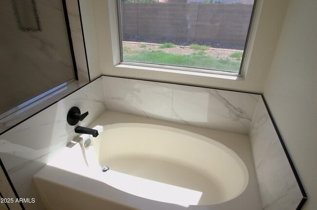 Building Photo - 7929 W Wescott Dr