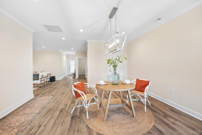 Building Photo - 174 Villa Oak Cir