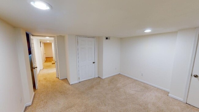 Building Photo - SHOWING NOW - For August 2026!  Inquire to...