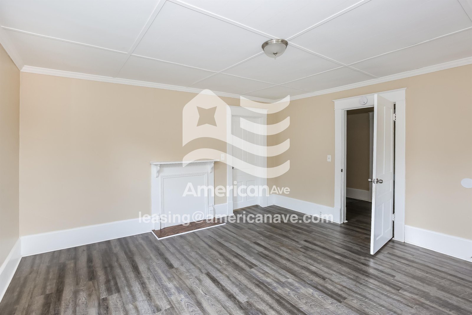 Building Photo - 302 E Sumter St