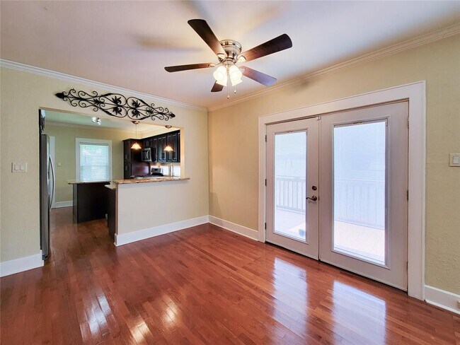 Building Photo - 807 Tabor St