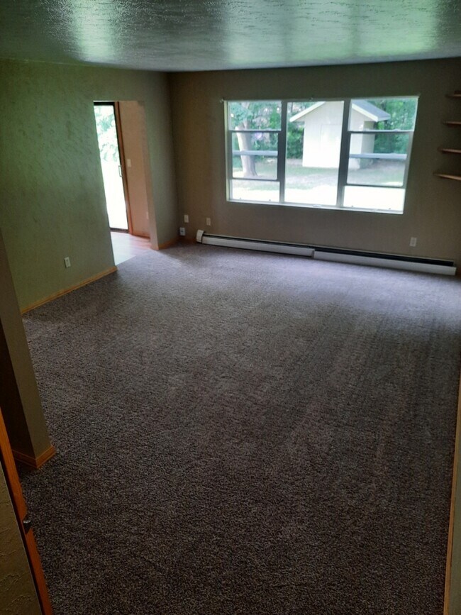 living room - 2978 Sunshine Pl