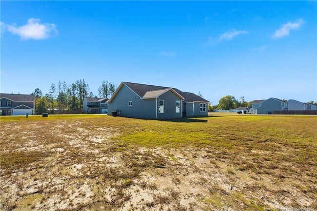 Building Photo - 50 Terrier Ct