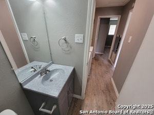 Building Photo - 844 E Sunshine Dr