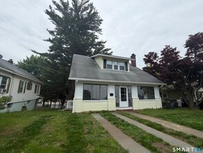 Building Photo - 171 Norwood Ave