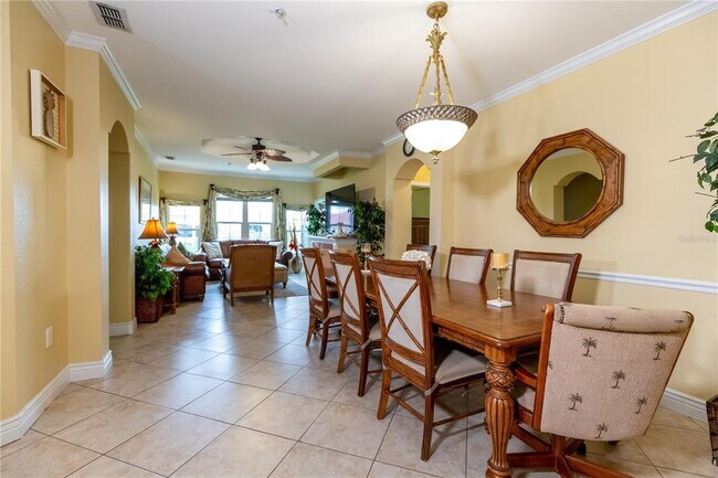 Building Photo - 2724 Via Murano