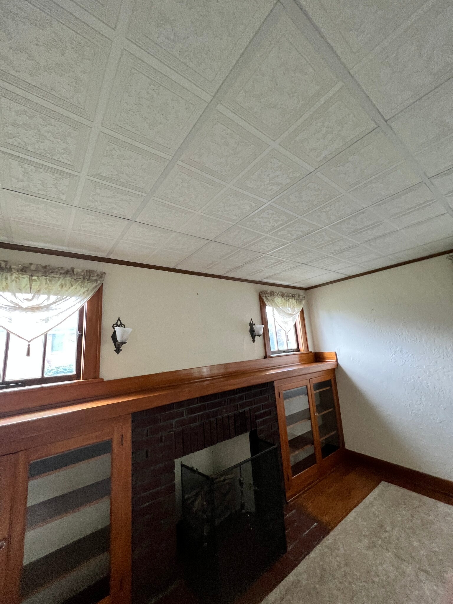 Building Photo - 330 W Catherine St