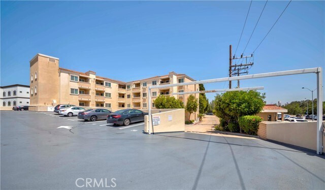 Building Photo - 3120 Sepulveda Blvd