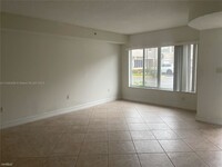 Building Photo - 3 br, 2.5 bath Condo - 180 Riviera Cir # 30-5