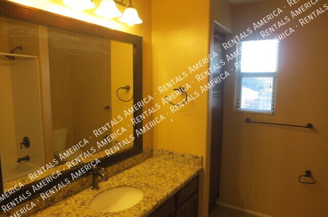 Building Photo - 28977 N Calcite Way