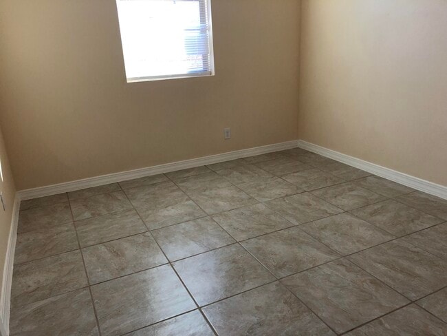 Building Photo - 7581 Le Conte Dr