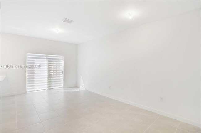 Building Photo - 16270 SW 291st St