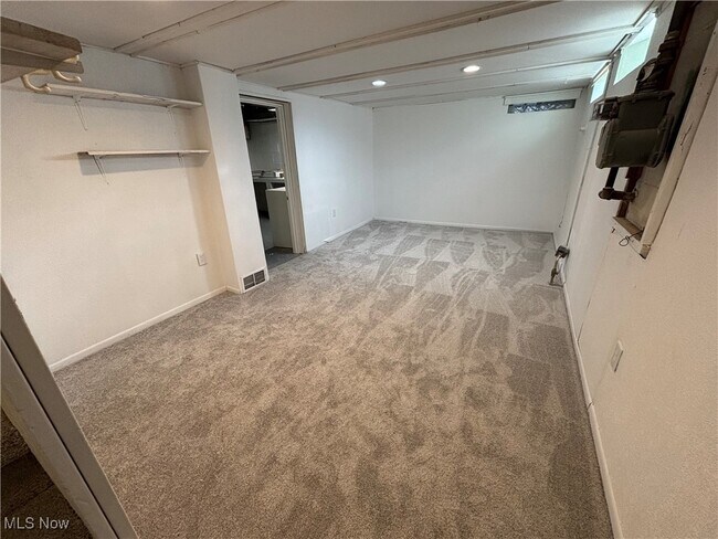 Building Photo - 4739 W 125th St