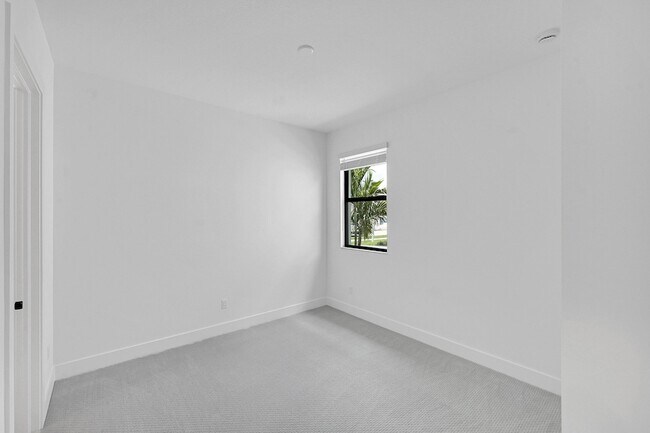Building Photo - 9520 St Germain Dr