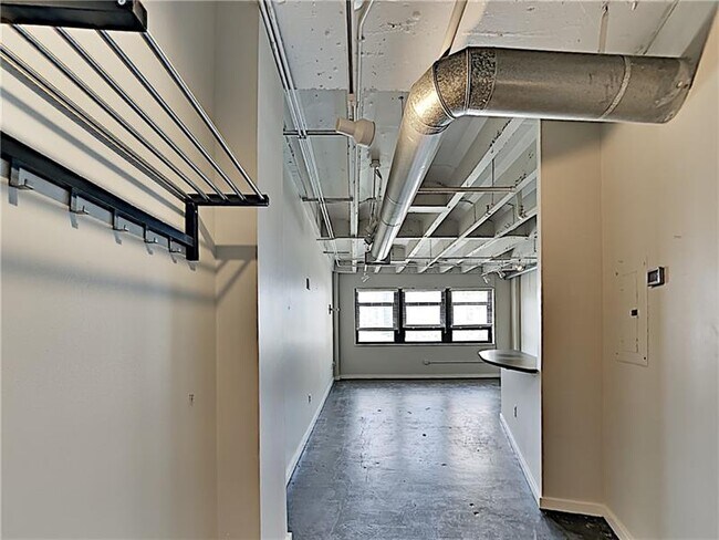 Building Photo - 878 Peachtree St NE