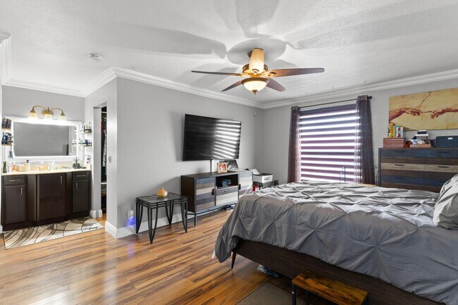 Building Photo - 9119 Limetree Ln