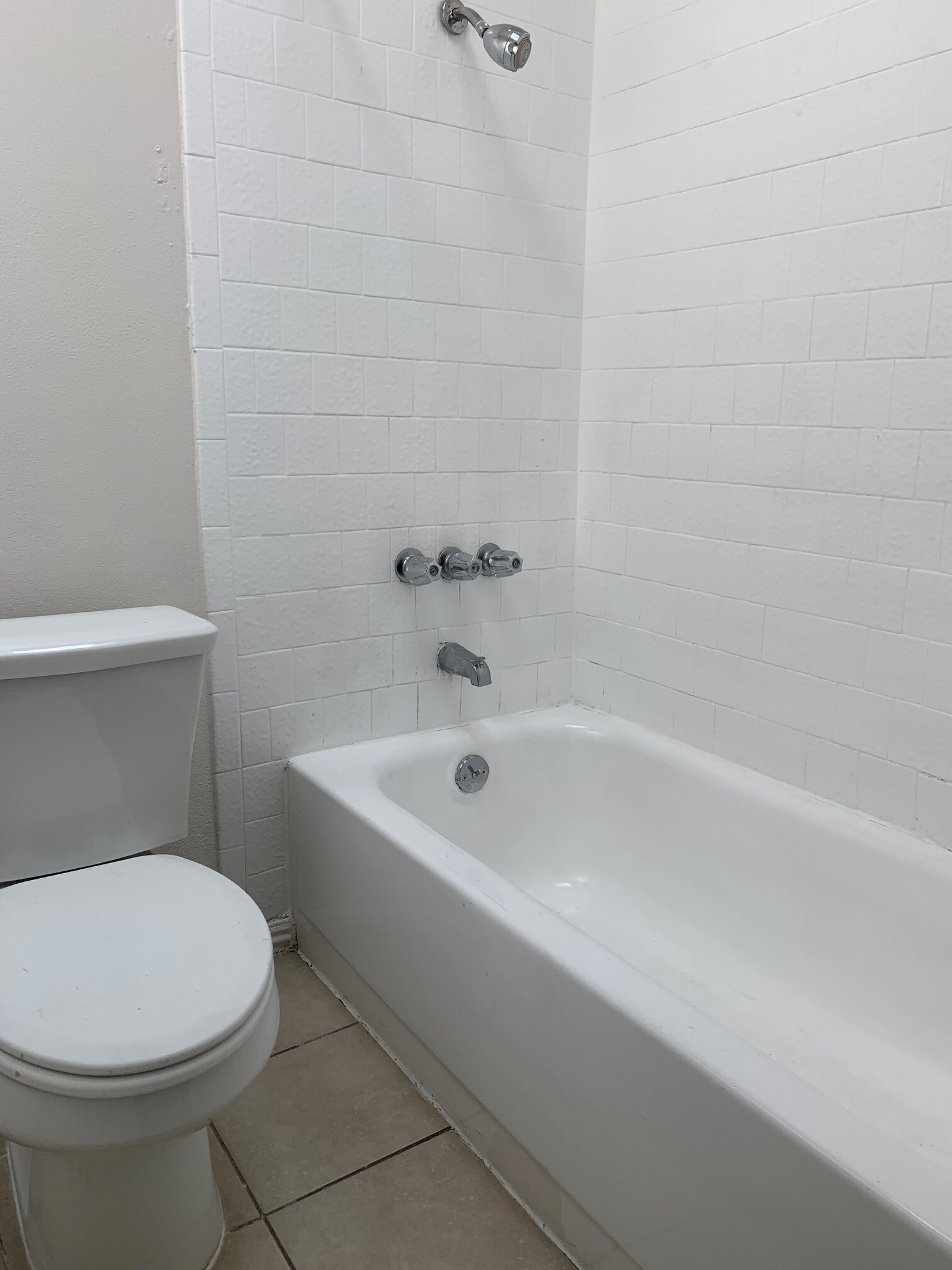 Building Photo - 412 San Pascual Ave