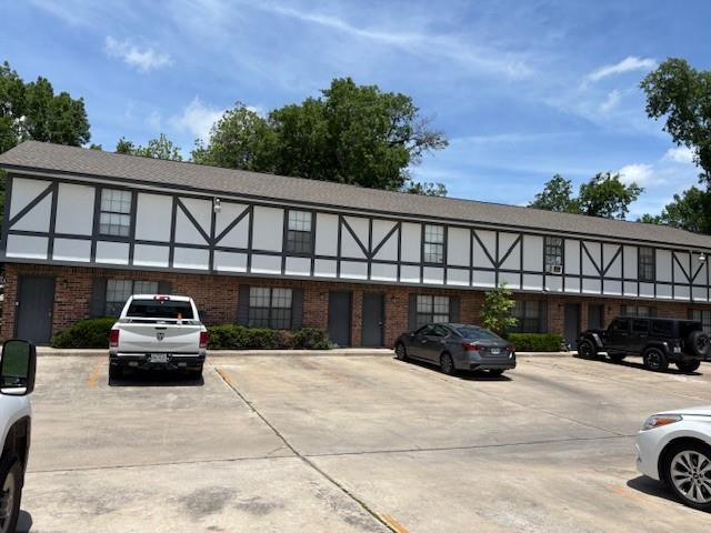 Primary Photo - 1102 Vine St