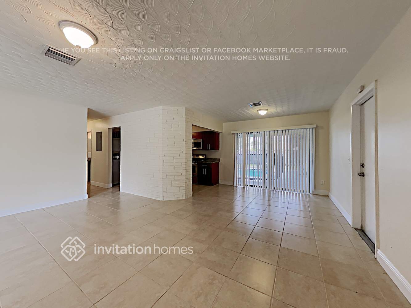 Building Photo - 6750 SW 25th St