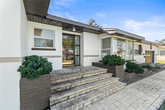 Building Photo - 37402 Meridian Ave