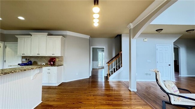 Building Photo - 7195 Devonhall Way