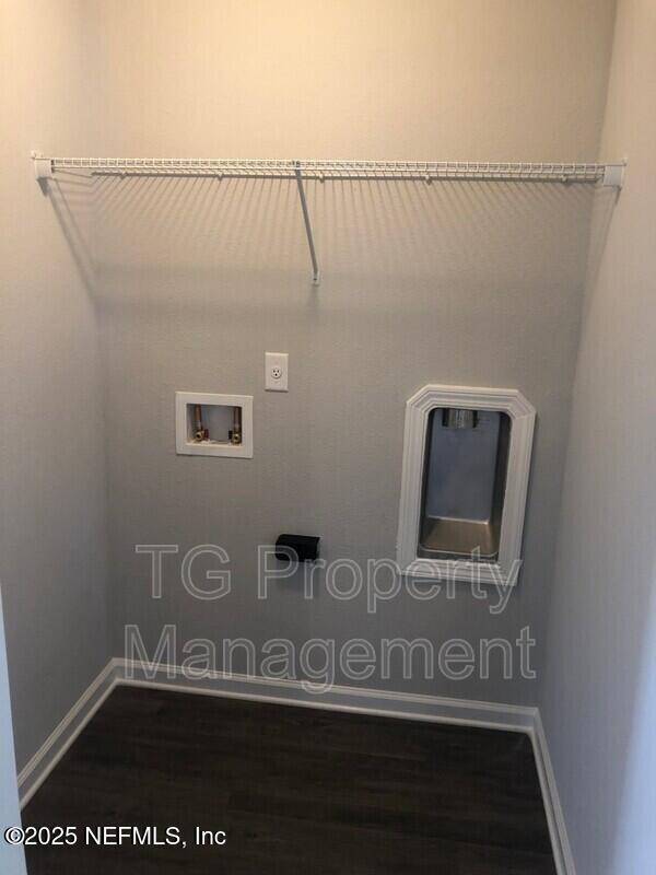 Building Photo - 8101 Oden Ave