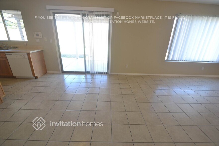 Building Photo - 6334 W Magnolia St