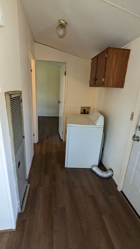 Building Photo - 9 Boulder Dr