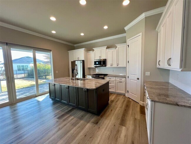 Building Photo - 12073 SW 29th Pl