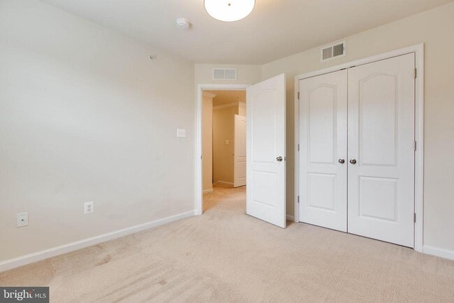 Building Photo - 7048 Foxton Way