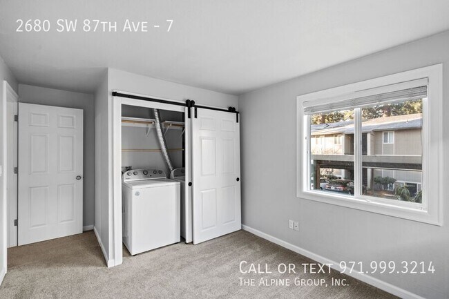 Building Photo - 2680 SW 87th Ave