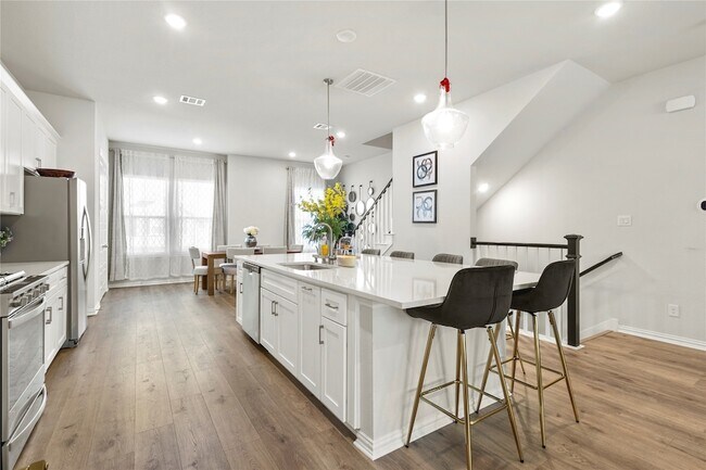 Building Photo - 7557 Sheboygan Ave