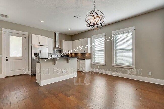 Building Photo - 1228 Willow Ct