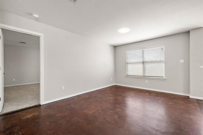 Building Photo - 129 Granite Path