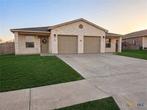 Building Photo - 300 Lowes Blvd