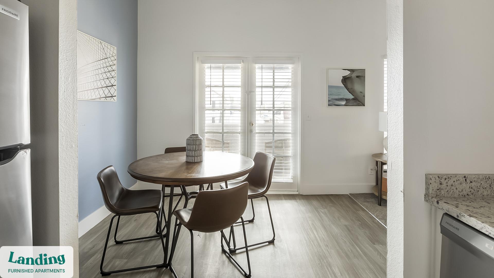 Building Photo - 5272 Tamarus St