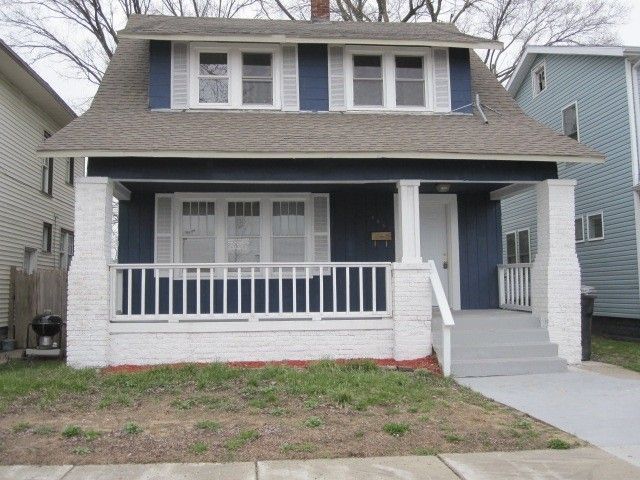 Building Photo - 805 Miner St