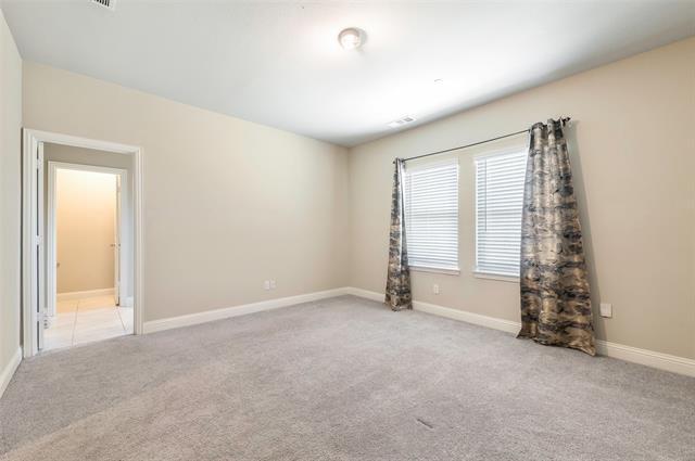 Building Photo - 6267 Blythe Dr