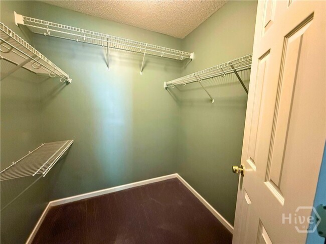 Building Photo - 144 Mills Run Dr