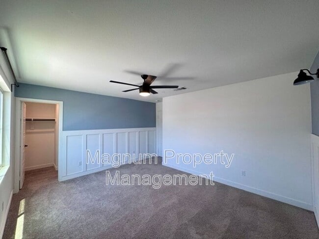 Building Photo - 34118 Willow Stone St