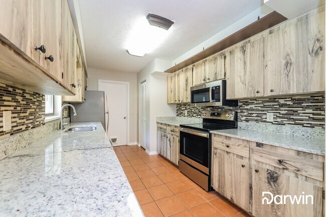 Building Photo - 4913 SE 32nd Ct