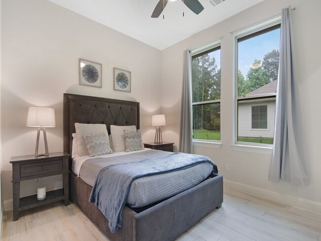 Building Photo - 12118 S Tara Plantation Dr