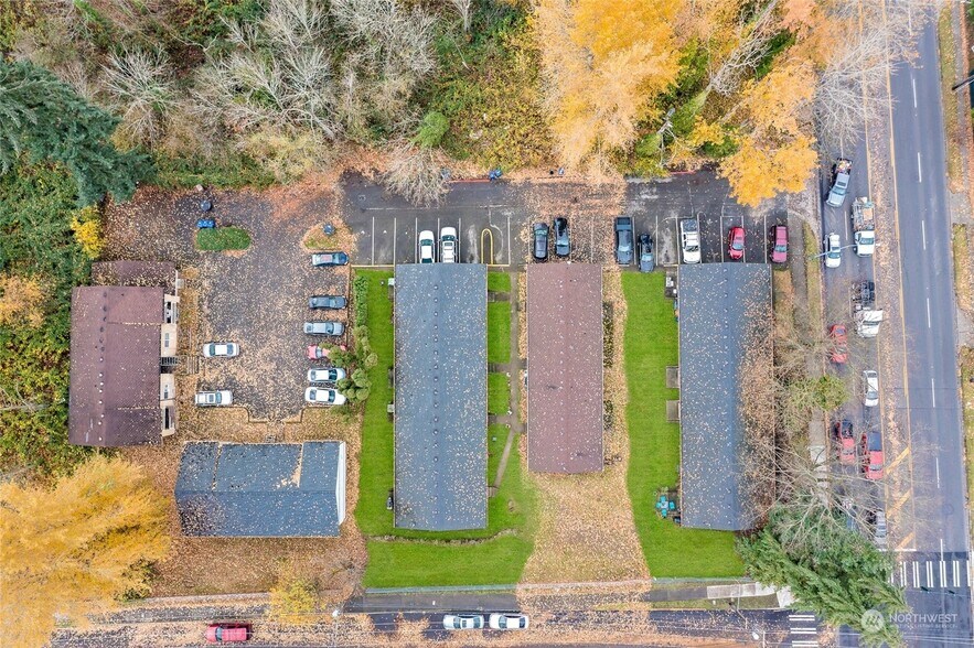 Building Photo - 1521 E 38th St