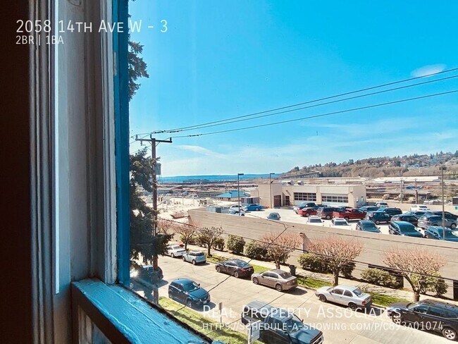 Building Photo - 2058 14th Ave W