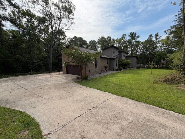 Building Photo - 110 Sterling Point Rd